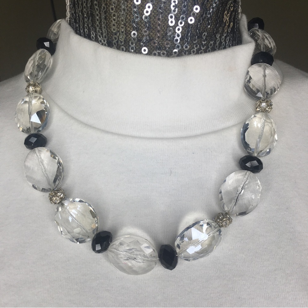 Vintage crown trifari necklace black clear crystal faceted beaded silver tone